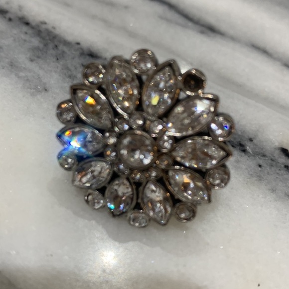 Fossil Sparkly Flower Silver Ring Size 7.5 - Picture 2 of 5